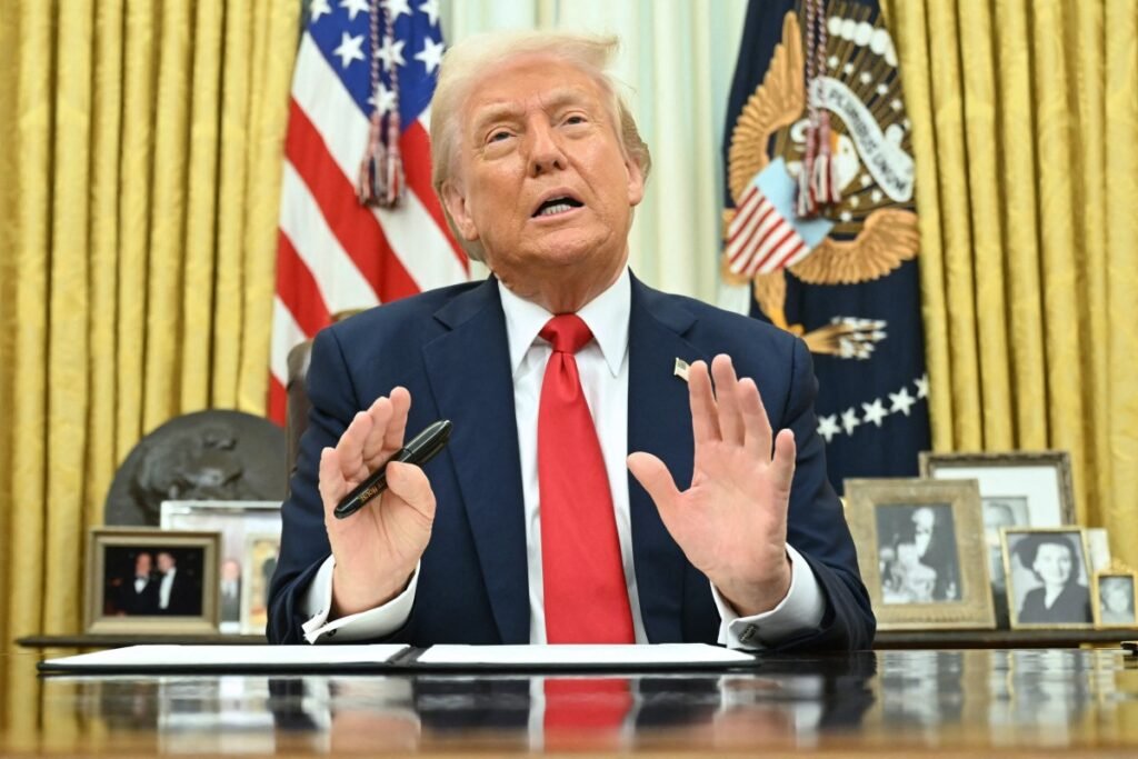 Trump Hints at Surprise Visit to Join Putin-Zelensky Peace Talks Trump Hints at Surprise Visit to Join Putin-Zelensky Peace Talks