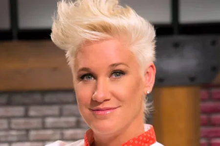 Anne Burrell