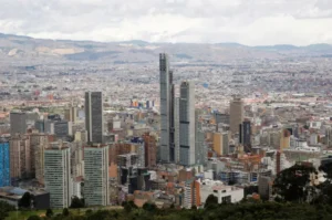 Strong Earthquake Shakes Central Colombia Early Sunday