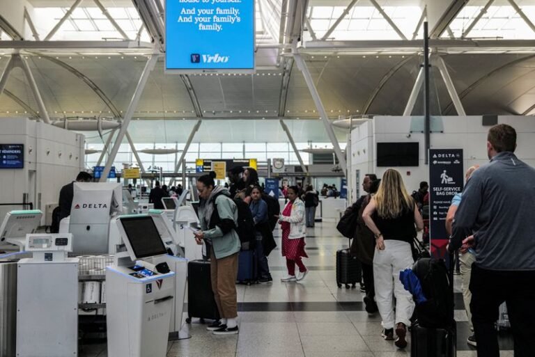 Transatlantic Airfares Drop as Western Europeans Skip U.S. Travel