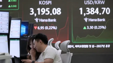 Asian Shares Fall Amid Concerns Over Trump’s Tariffs
