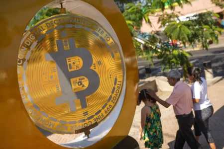 Bitcoin Price Hits $112,000 as Investor Optimism Grows