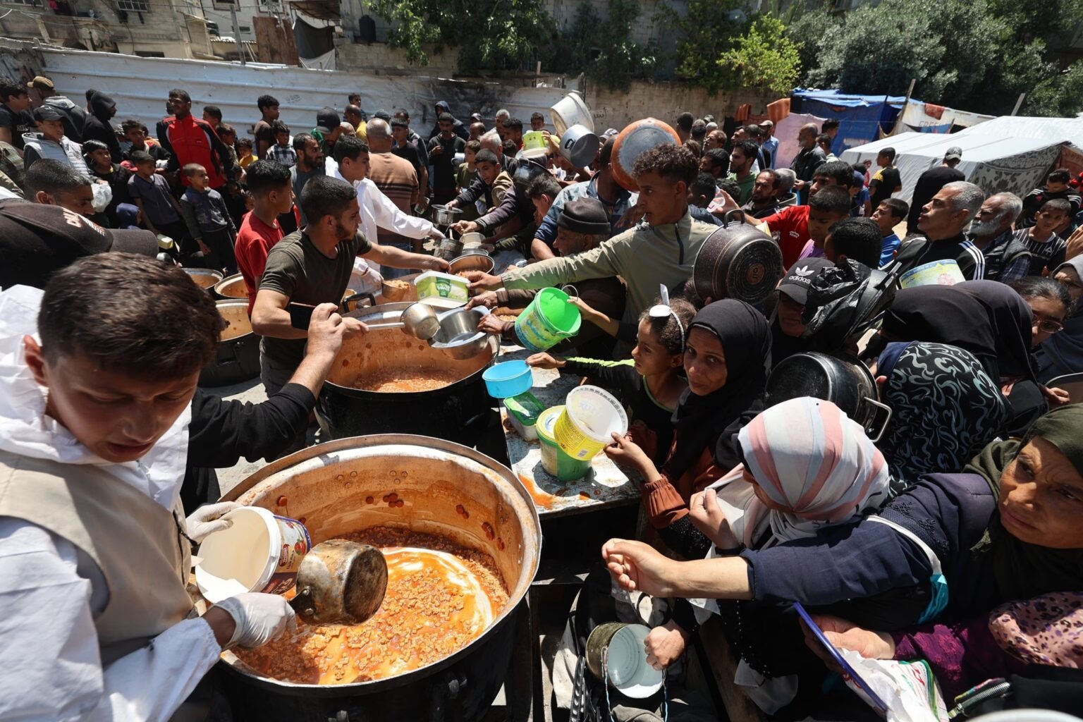 Israel Using Food as Weapon in Gaza Attacks