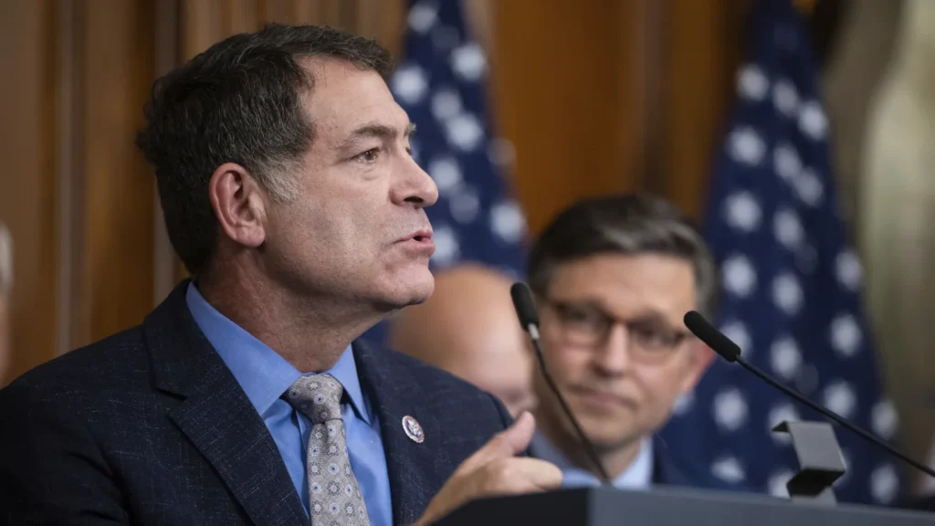 Mark Green Resigns, Shrinking GOP House Majority Mark Green Resigns, Shrinking GOP House Majority