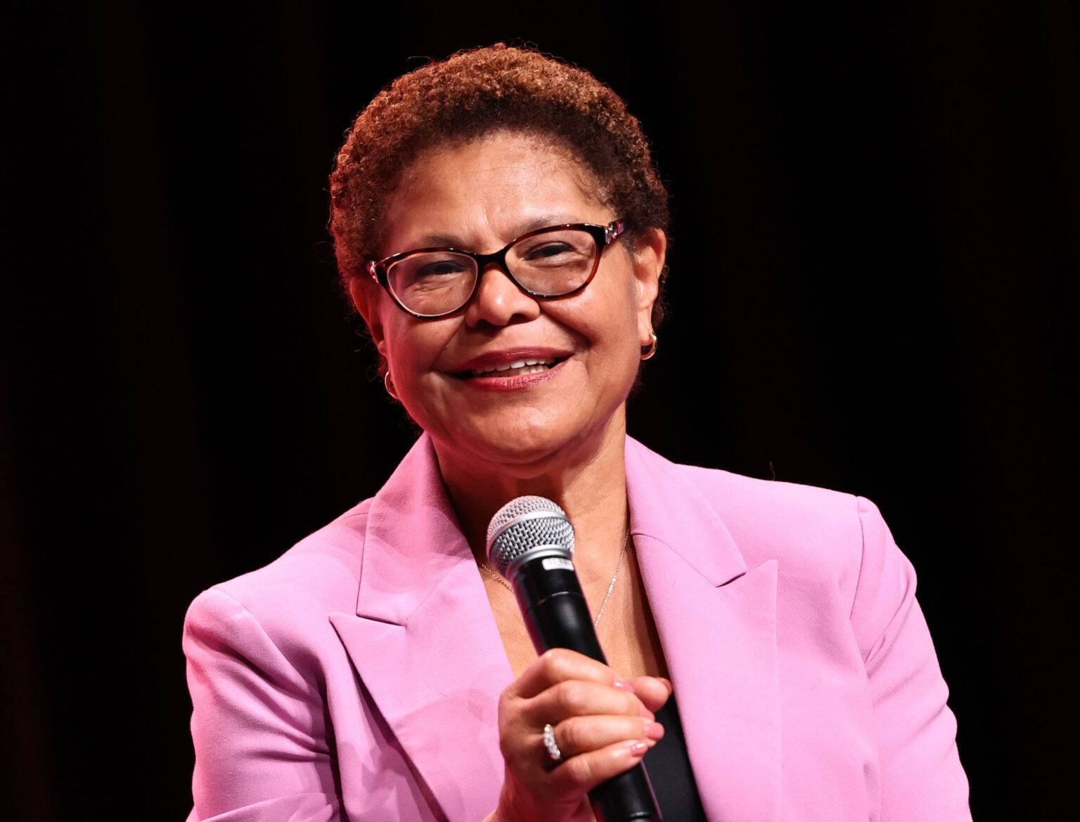 Mayor Karen Bass: Leading Los Angeles with Equity and Change Mayor Karen Bass