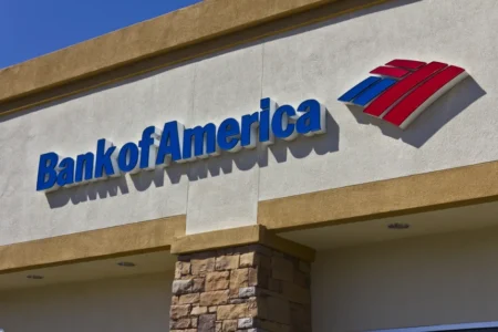 Truist Raises Bank of America Stock Price Target to $53
