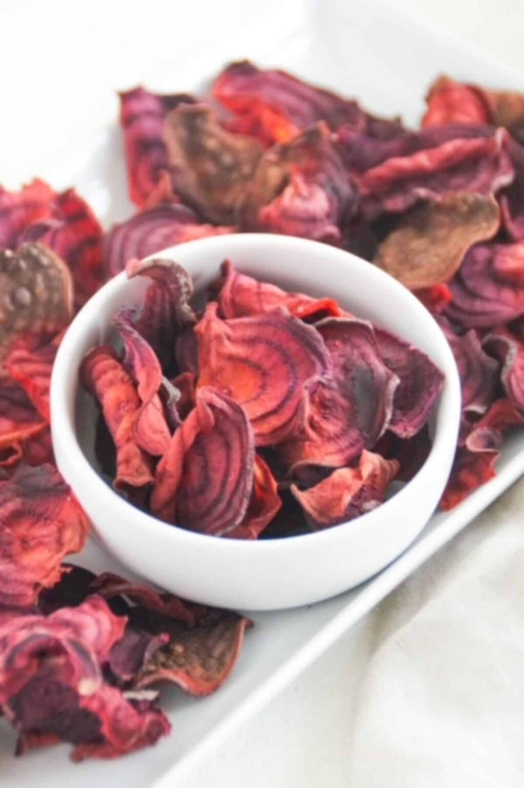 Beetroot Chips: Healthy, Tasty Snack Alternative beetroot chips