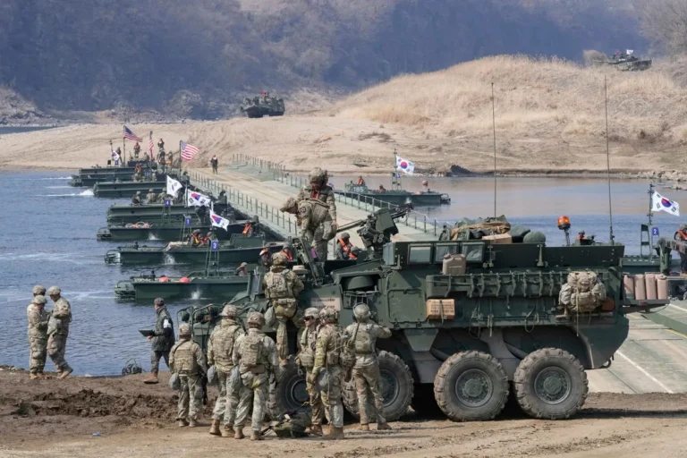 South Korea, U.S. Begin Drills Amid North Korea Threat