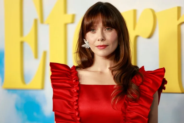 Elizabeth Olsen Reveals Why She Embraces Aging Elizabeth Olsen Reveals Why She Embraces Aging