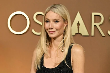 Gwyneth Paltrow Stuns in Colorful Halter Dress Gwyneth Paltrow Stuns in Colorful Halter Dress