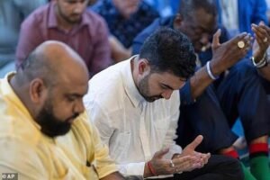 New NYC Mayor Visits Puerto Rico Mosque