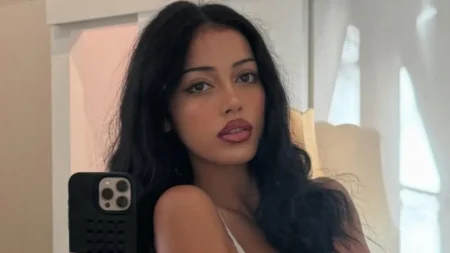 Cindy Kimberly Shows Toned Legs in Fur