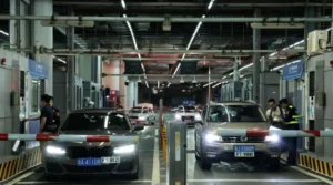 Guangdong Private Cars Enter Hong Kong