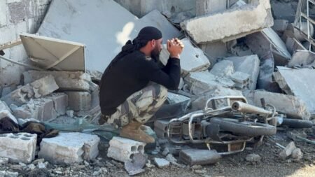 Israeli Raid Kills 13 in Beth Jin