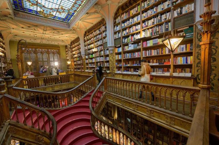 Livraria Lello Tops Global Bookstore Searches