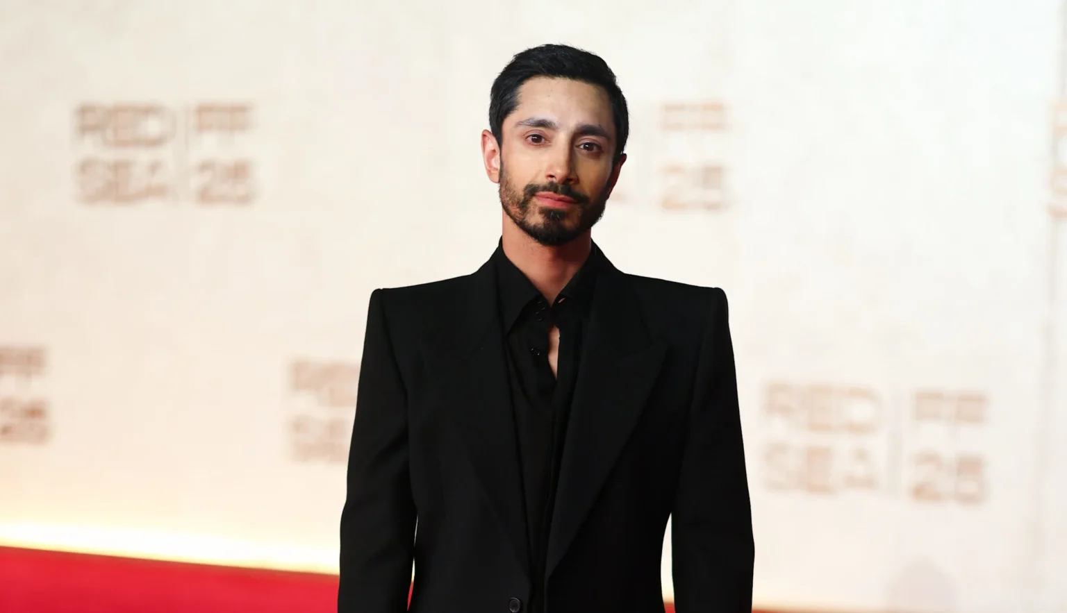 Riz Ahmed Credits U.S. for Career Breakthrough