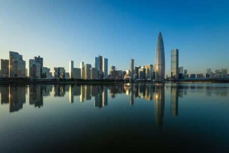 Shenzhen Economic Slump Hits Guangdong Growth