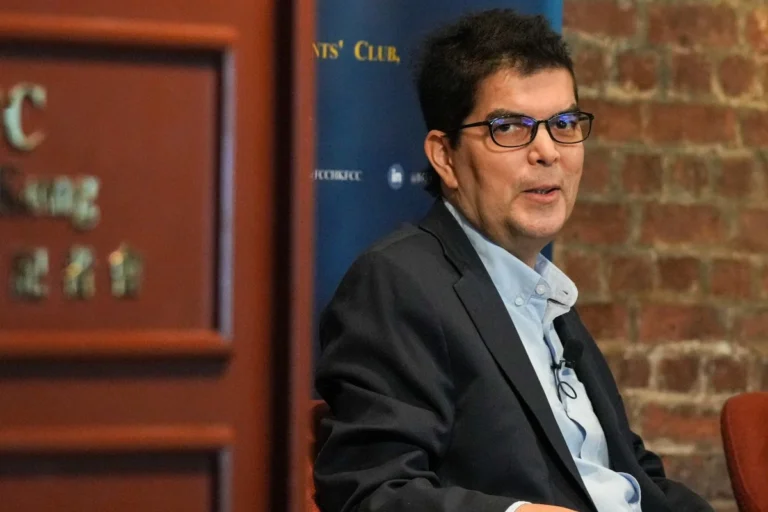 David Webb, Hong Kong Activist, Dies at 60