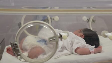 Jiangsu Hospital Midwife Suspended After Newborn Injury