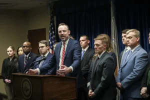 Minnesota Lawmakers Alarmed Over Autism Center Licensing Delays Minnesota Lawmakers Alarmed Over Autism Center Licensing Delays