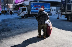 NYC Expands Emergency Shelters as Temperatures Drop Near Zero