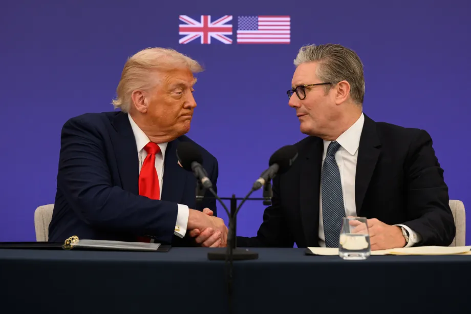 UK stands by Iran in breaking deal! Trump is angry – will not leave Diego Garcia, threatens