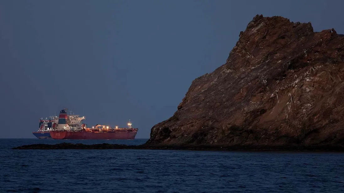 Iran Mines Strait of Hormuz, Threatens Missile Strikes on Shipping