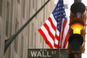 Wall Street Closes Mixed Third Quarter