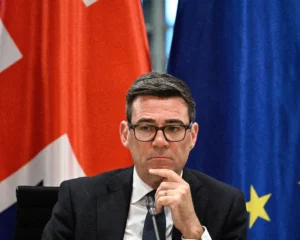UK Debate Over Closer European Union Ties Grows