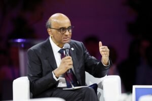 AI Raises New Concerns For Graduate Jobs